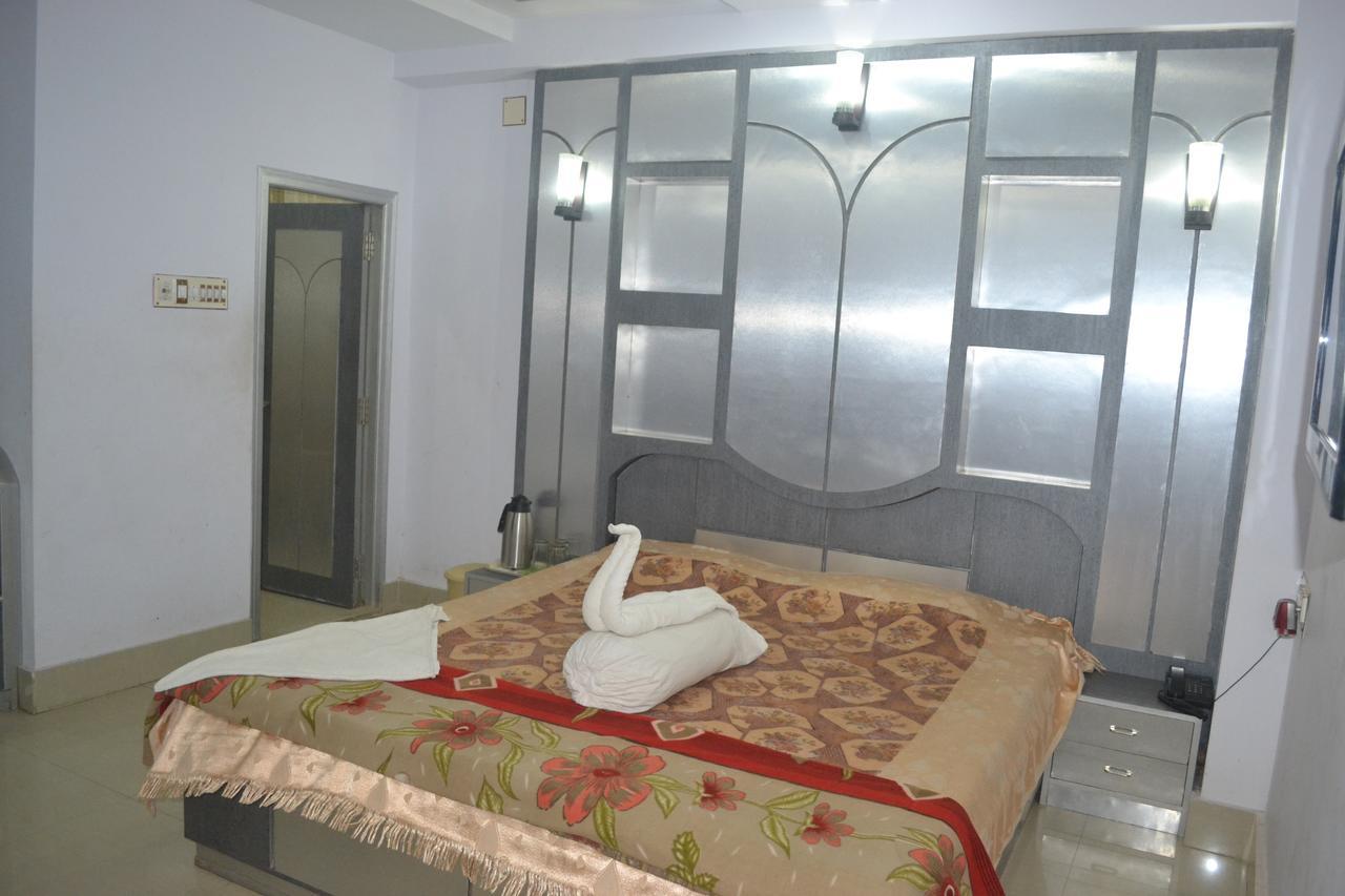 Hotel Rupsagar 迪卡 外观 照片